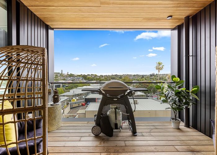  at 408/32 Anzac Road, Browns Bay, North Shore City, Auckland