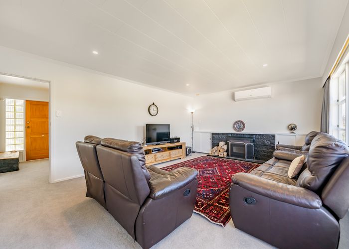  at 10 Major Drive, Kelson, Lower Hutt