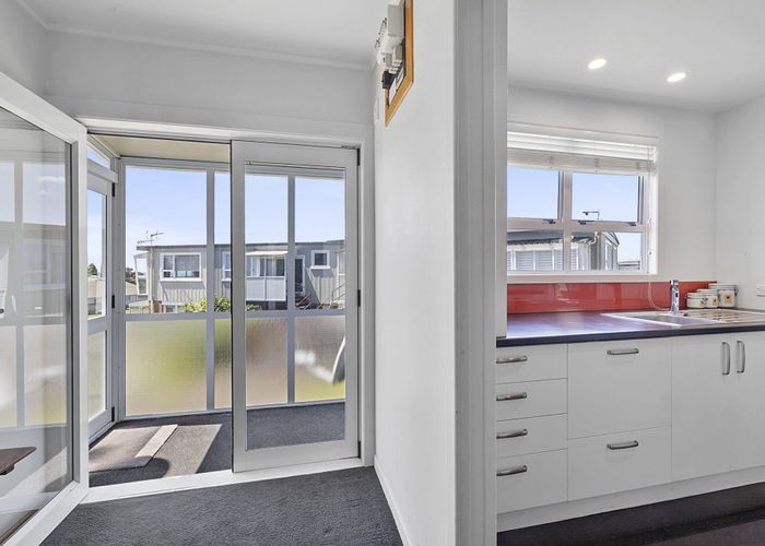  at 4/53 Young Street, New Plymouth, New Plymouth