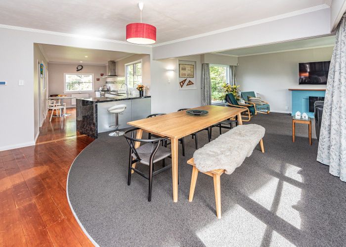  at 16 Oakland Avenue, Saint Johns Hill, Whanganui