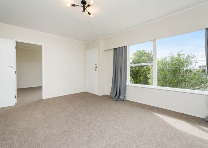  at 1/42 Hogans Road, Glenfield, North Shore City, Auckland
