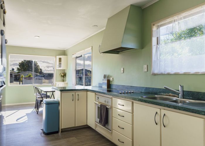  at 4 Woodhouse Place, Pirimai, Napier, Hawke's Bay