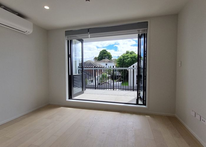  at 4B/124 Taylors Road, Mount Albert, Auckland City, Auckland