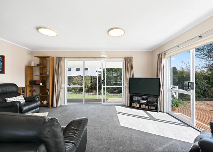  at 15 Woodland Drive, Flagstaff, Hamilton, Waikato