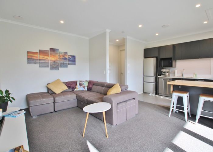  at 2/17 Uku Lane, Hobsonville, Waitakere City, Auckland