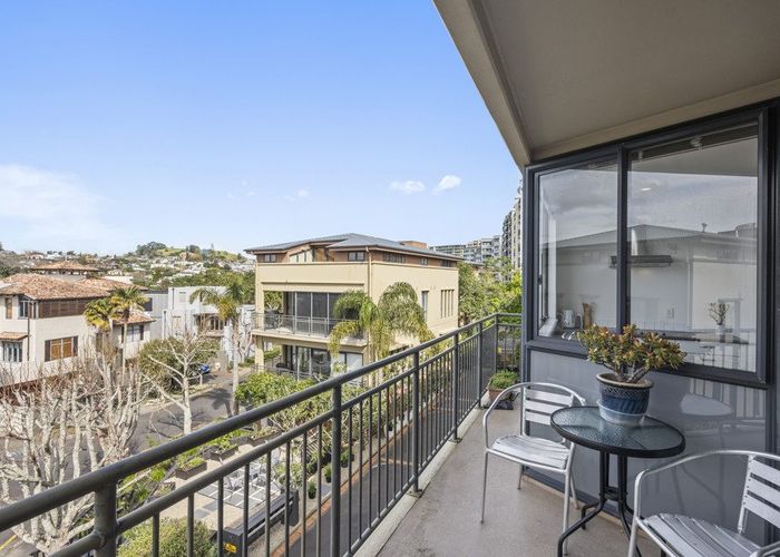  at 2F/5 Furneaux Way, Remuera, Auckland City, Auckland