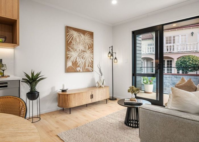  at 3/143 Clarence Street, Hamilton Lake, Hamilton, Waikato
