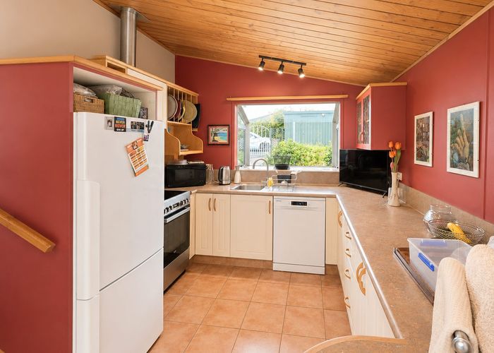  at 5 Cambridge Road, Judea, Tauranga