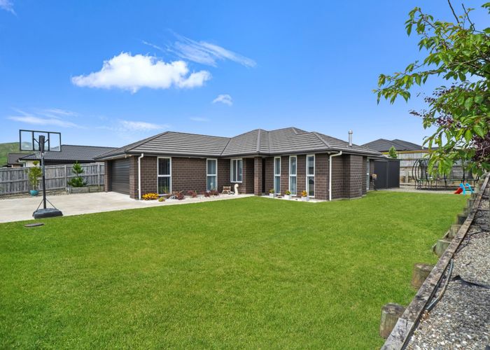 at 13 Mediterranean Grove, Fitzherbert, Palmerston North, Manawatu / Whanganui