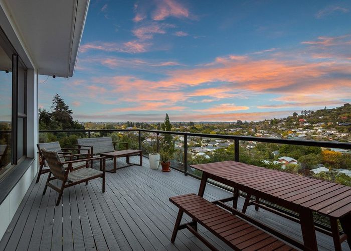  at 4 Glenview Terrace, Saint Martins, Christchurch