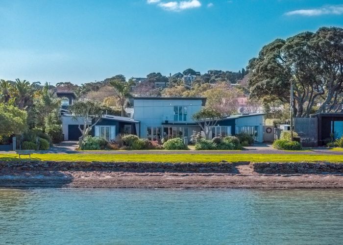  at 18 The Esplanade, Oneroa, Waiheke Island, Auckland