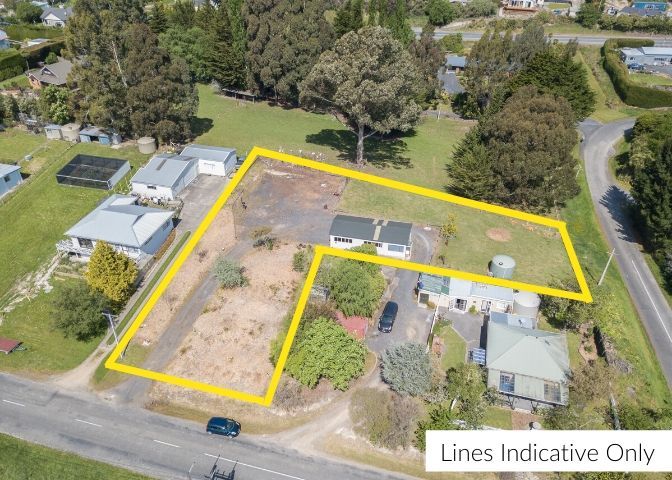  at 32 Douglas Street, Allanton, Mosgiel