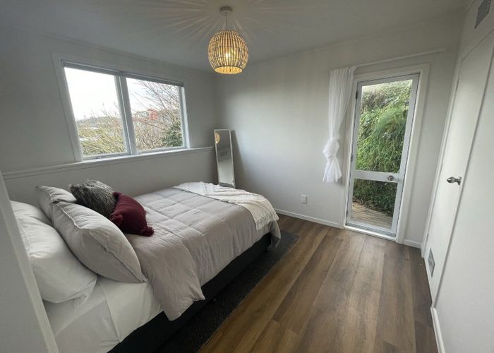  at Flat 3/12 Mataroa Avenue, Northland, Wellington, Wellington