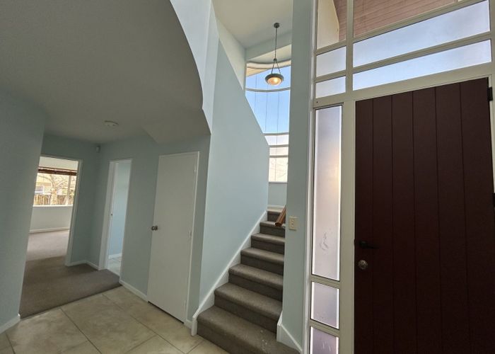  at 2/991 Beach Road, Torbay, Auckland