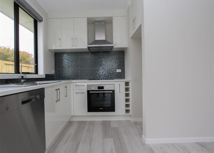  at 2/8A Rutherford Street, Chartwell, Hamilton, Waikato