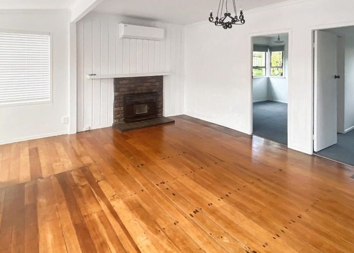  at 448 Beach Road, Murrays Bay, North Shore City, Auckland