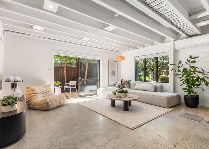  at 17 Monte Cassino Place, Birkdale, North Shore City, Auckland