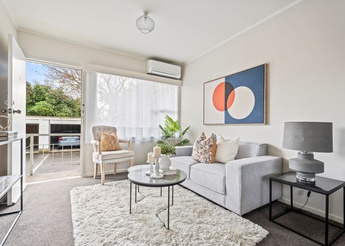  at 13/23 Fairview Road, Mount Eden, Auckland