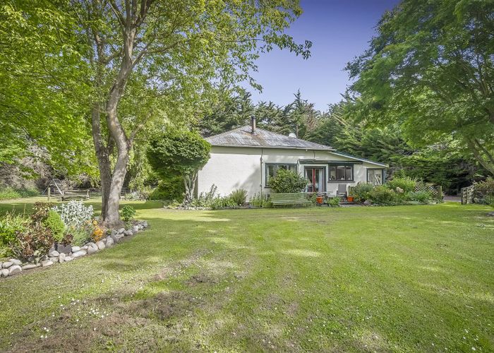  at 325 Curraghs Road, Christchurch