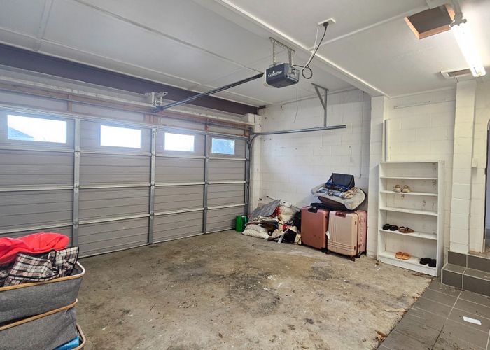  at 2/19 Westwell Road, Belmont, North Shore City, Auckland