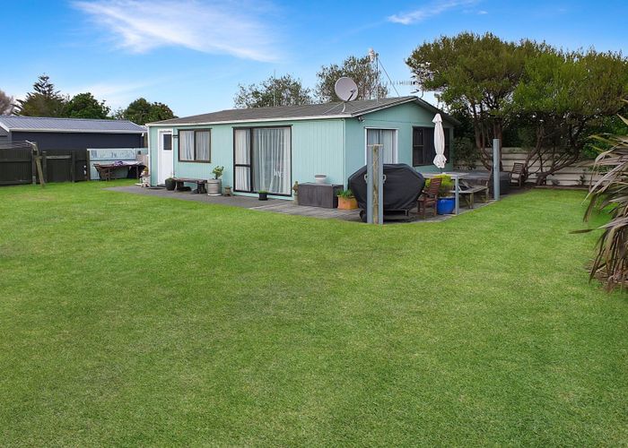  at 18A Roore Street, Foxton Beach, Horowhenua, Manawatu / Whanganui