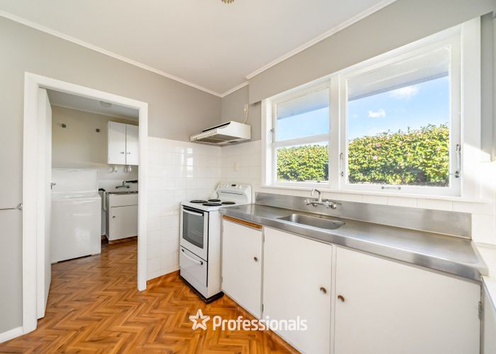  at 83 Wai-Iti Crescent, Woburn, Lower Hutt, Wellington