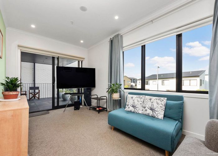  at 21/194 Buckley Avenue, Hobsonville, Waitakere City, Auckland
