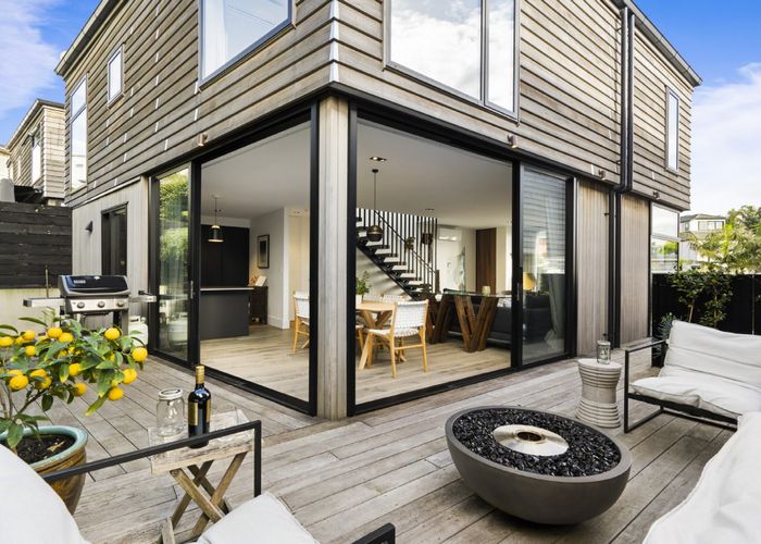  at 2B Arthur Crescent, Hauraki, Auckland