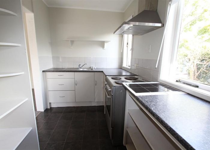  at 15 Stanley Street, Claudelands, Hamilton, Waikato