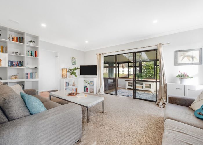  at 42 Ennis Avenue, Pakuranga Heights, Auckland