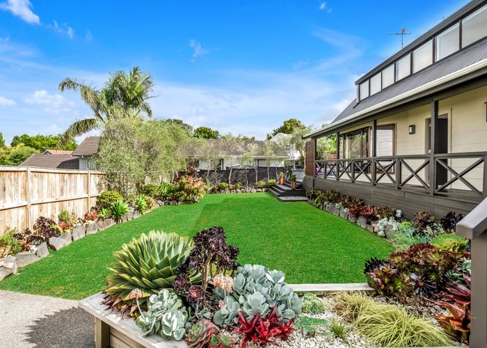  at 11 Marendellas Drive, Bucklands Beach, Manukau City, Auckland