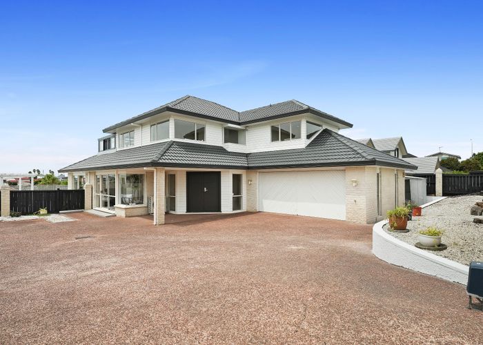  at 214 Whitford Road, Shamrock Park, Manukau City, Auckland