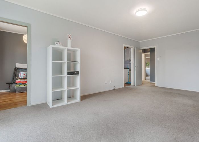  at 15 Paton Avenue, Te Atatu South, Auckland