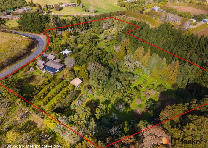  at 284 Old Highway, Whakamārama