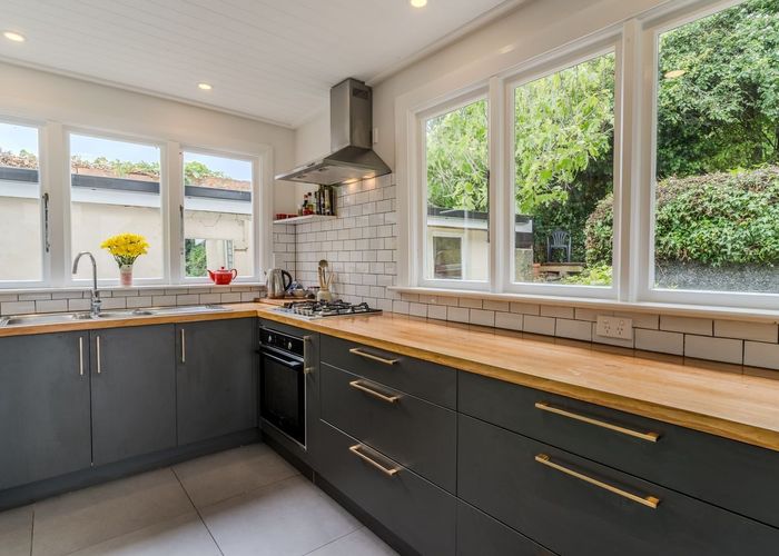  at 22 Neidpath Road, Mornington, Dunedin
