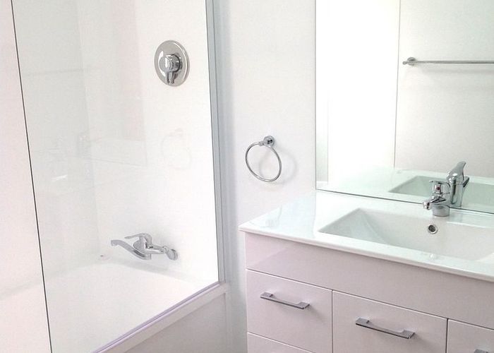  at 4/27 Larges Lane, The Brook, Nelson