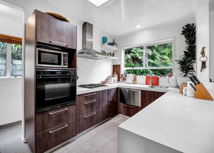  at 118 Huatoki Street, Frankleigh Park, New Plymouth