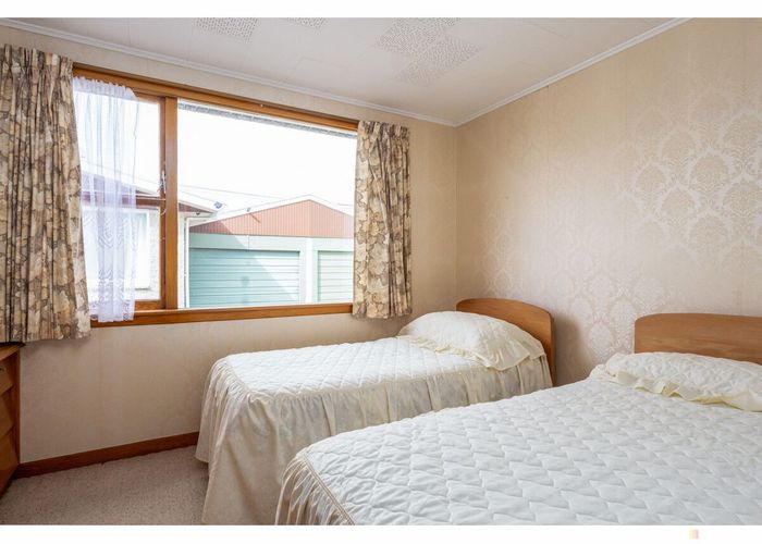  at 2 Hillsden Place, Glenwood, Timaru