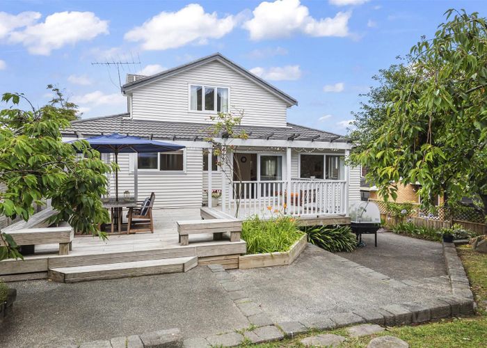  at 42 Hart Road, Takapuna, North Shore City, Auckland