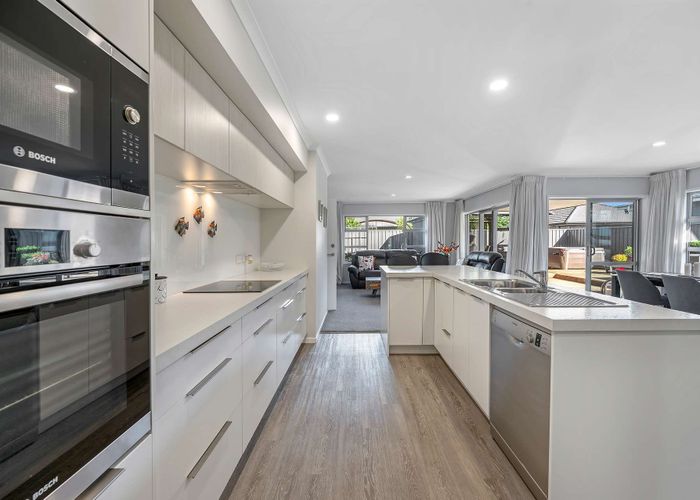  at 15 Waimakariri Drive, Te Awa, Napier