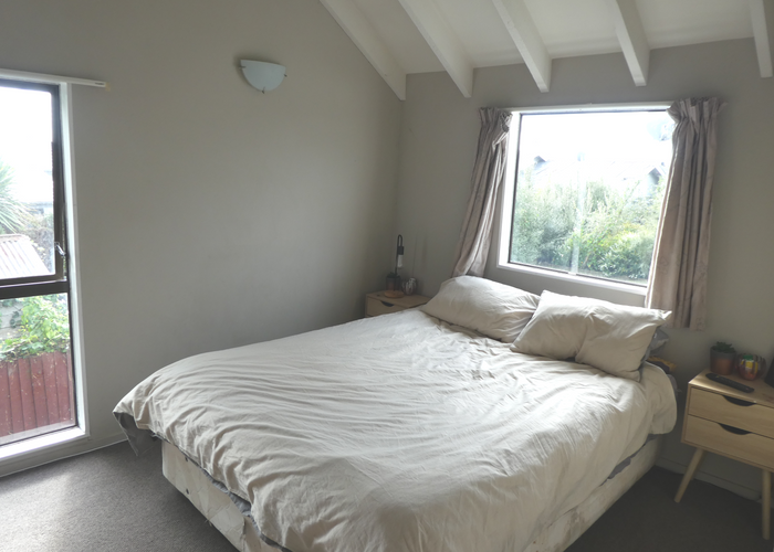  at 2/77 Lismore Street, Waltham, Christchurch