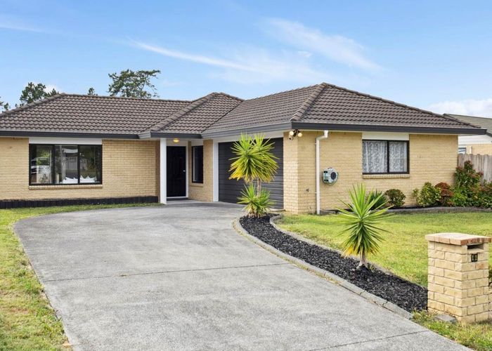  at 11 Ifield Court, Burswood, Auckland