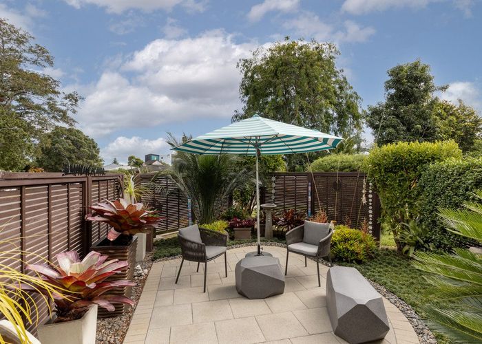  at 1/18 Garden Place, Tauranga South, Tauranga