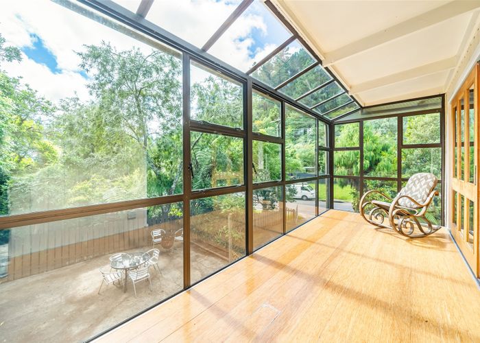  at 124 Pinehaven Road, Pinehaven, Upper Hutt