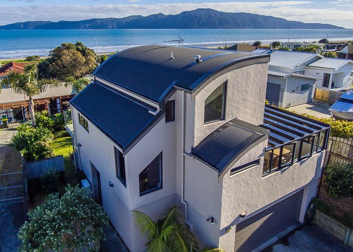  at 102 Seaview RD, PARAPARAUMU BEACH, PARAPARAUMU