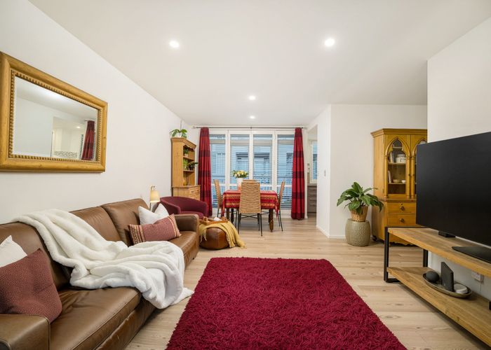  at 6T Carlton Gore Road, Grafton, Auckland City, Auckland