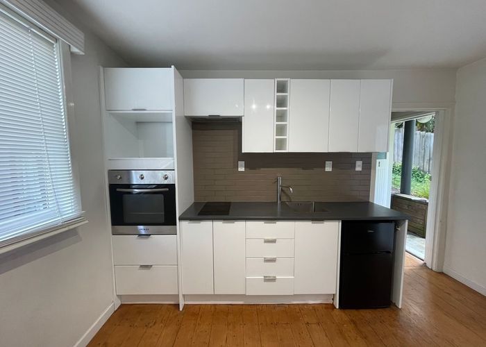  at 4/52 Tuarangi Road, Grey Lynn, Auckland City, Auckland