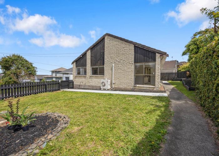  at 1/1A Bledisloe Street, Cockle Bay, Manukau City, Auckland