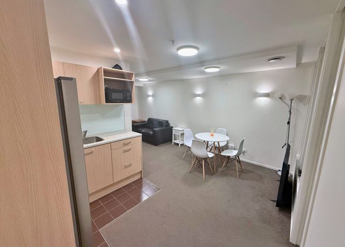  at 9D/15 Whitaker Place, Grafton, Auckland