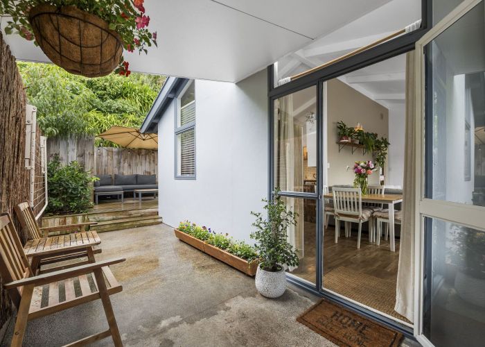  at 17B Clawton Street, Westown, New Plymouth, Taranaki